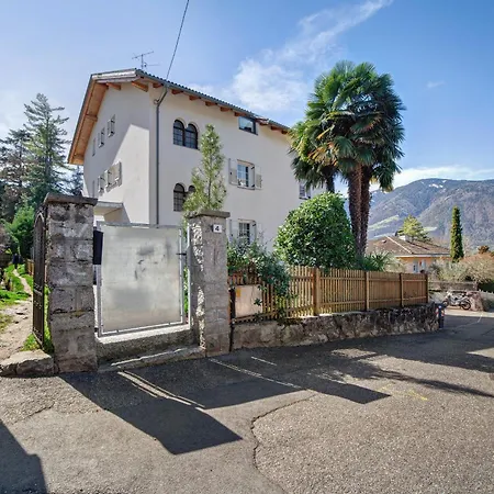 Апартаменти Lia