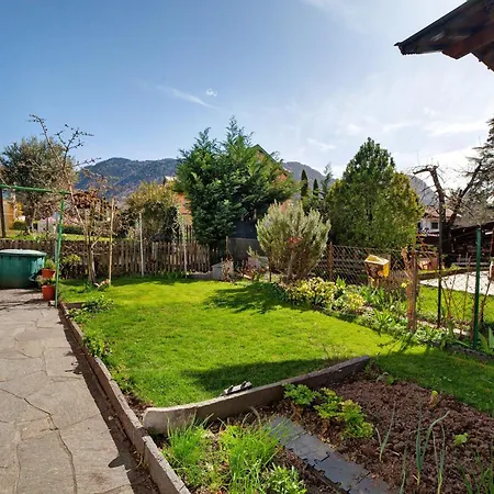 Apartament Lia Meran