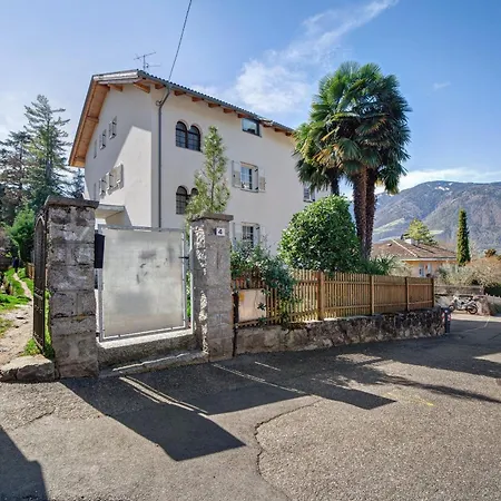 Apartament Lia Meran