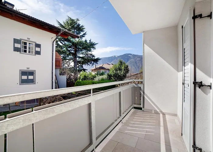 Lia Апартаменты